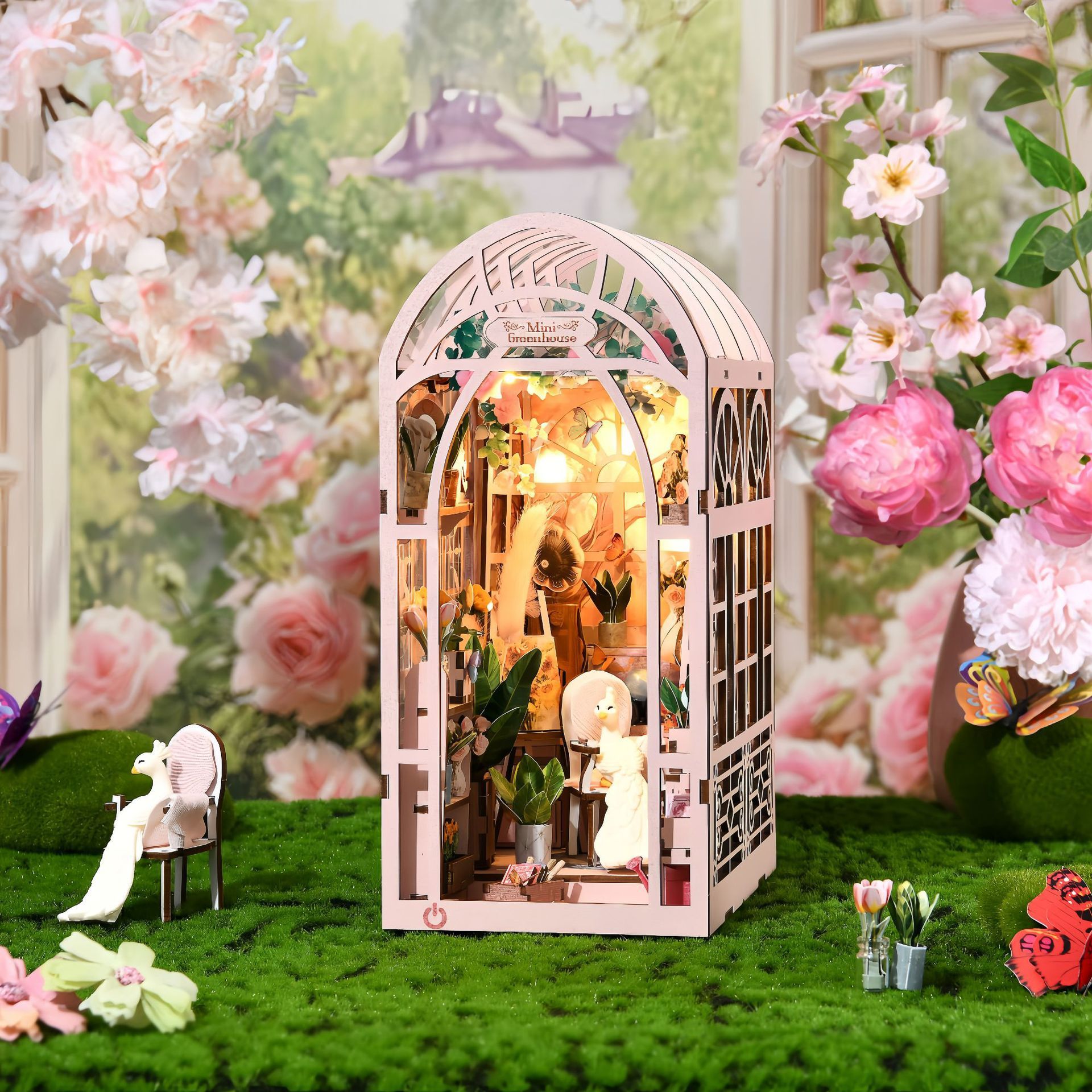 Magic Time Library DIY Cabin Book Stand Toy Ornaments Handmade Assembled Model Small House Building Blocks Gift