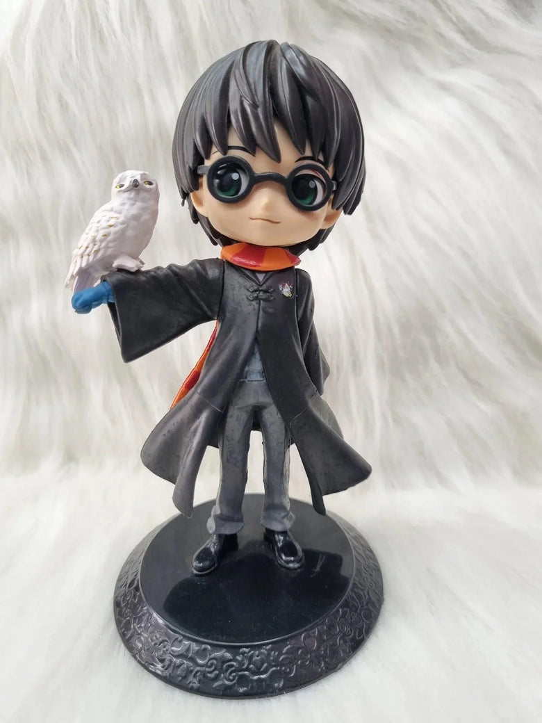 Harry Potter With Pigeon Q-Posket 15cm